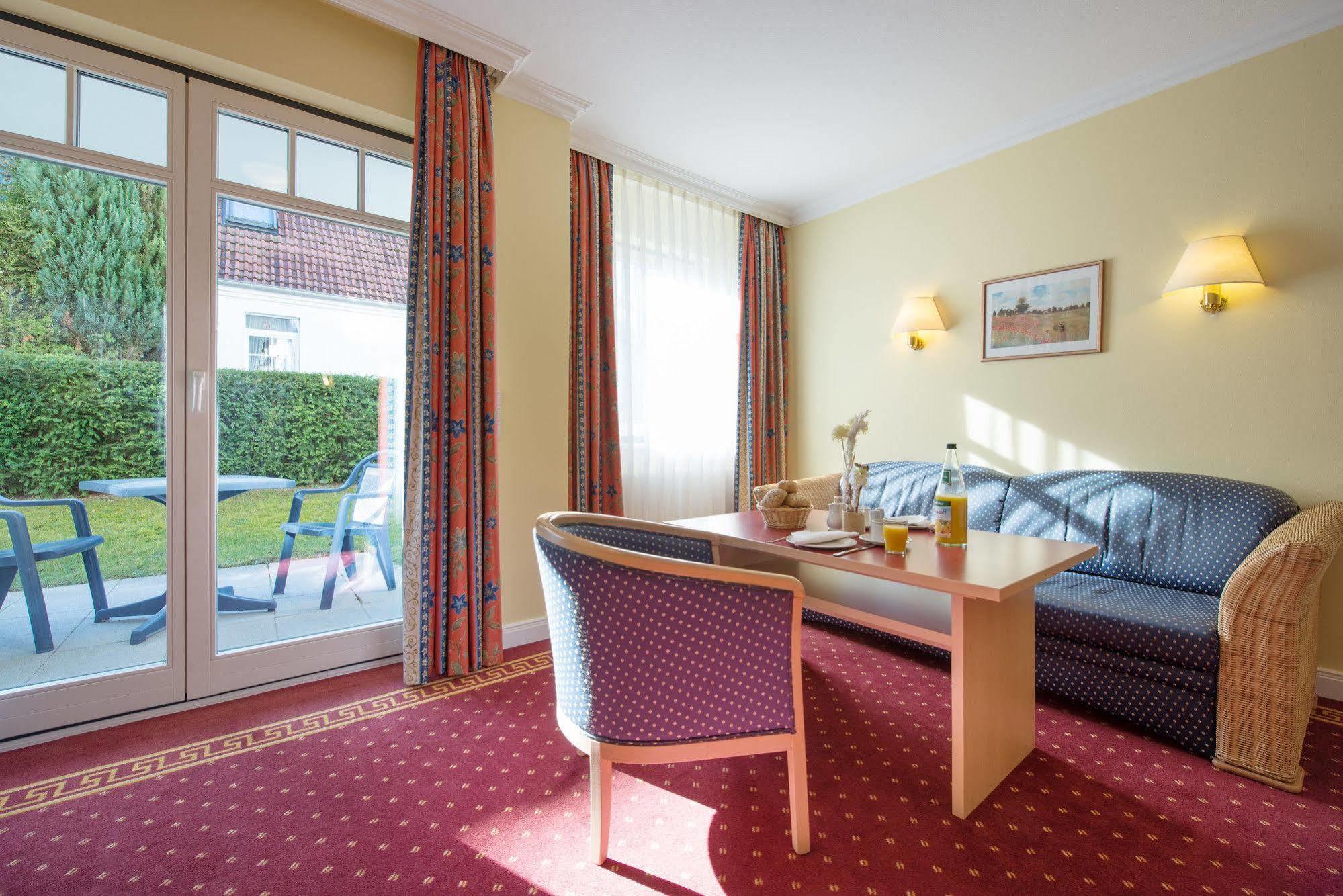 Aparthotel Kuehlungsborn, Villa Am Konzertgarten Kültér fotó