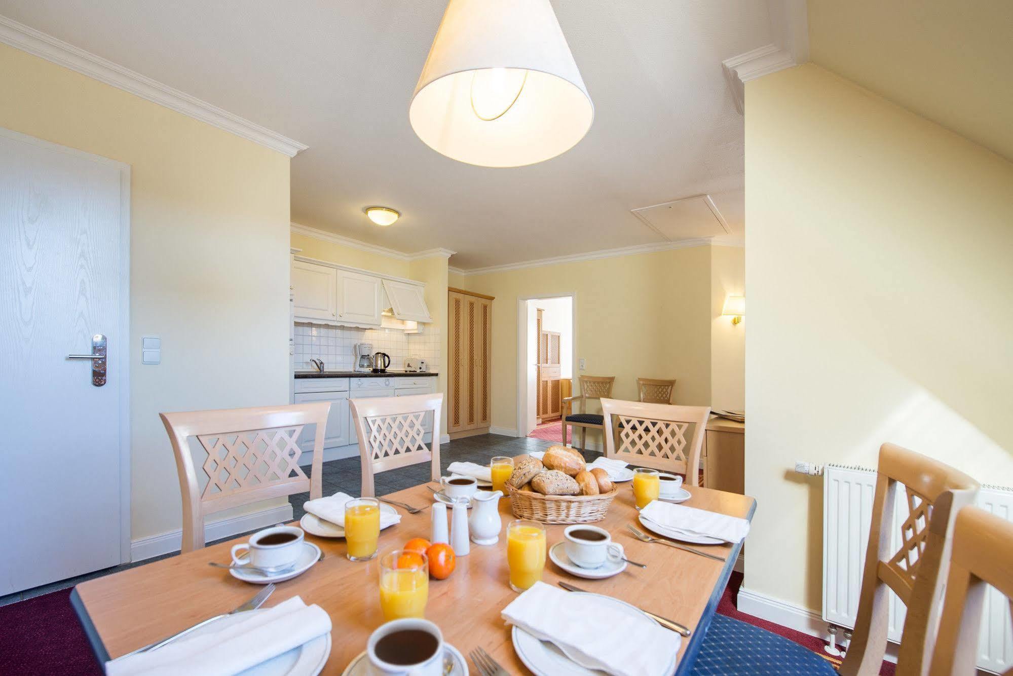 Aparthotel Kuehlungsborn, Villa Am Konzertgarten Kültér fotó