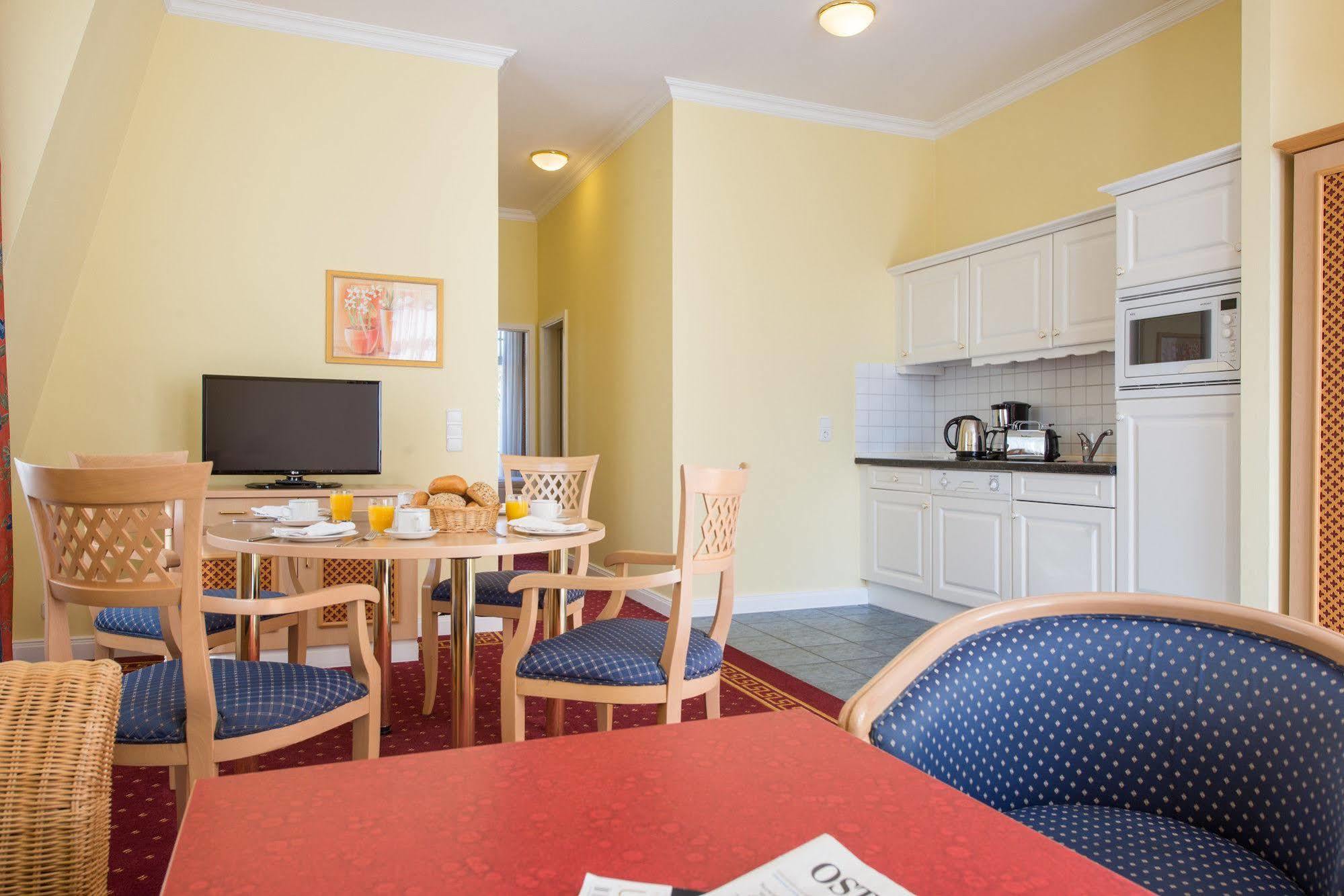 Aparthotel Kuehlungsborn, Villa Am Konzertgarten Kültér fotó